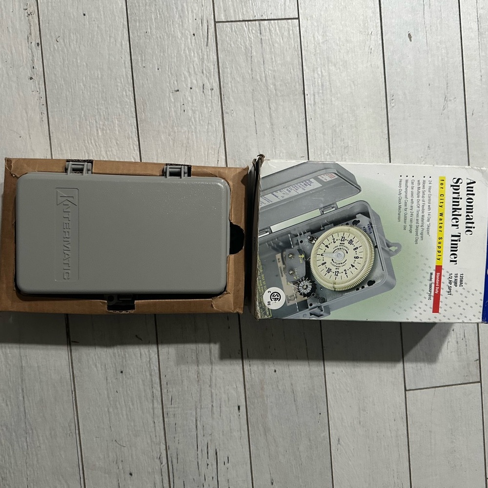 Automatic Sprinkler Timer - Gray - Picture 3 of 8